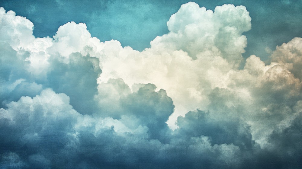 Akwarelowe niebo – spokojne chmury