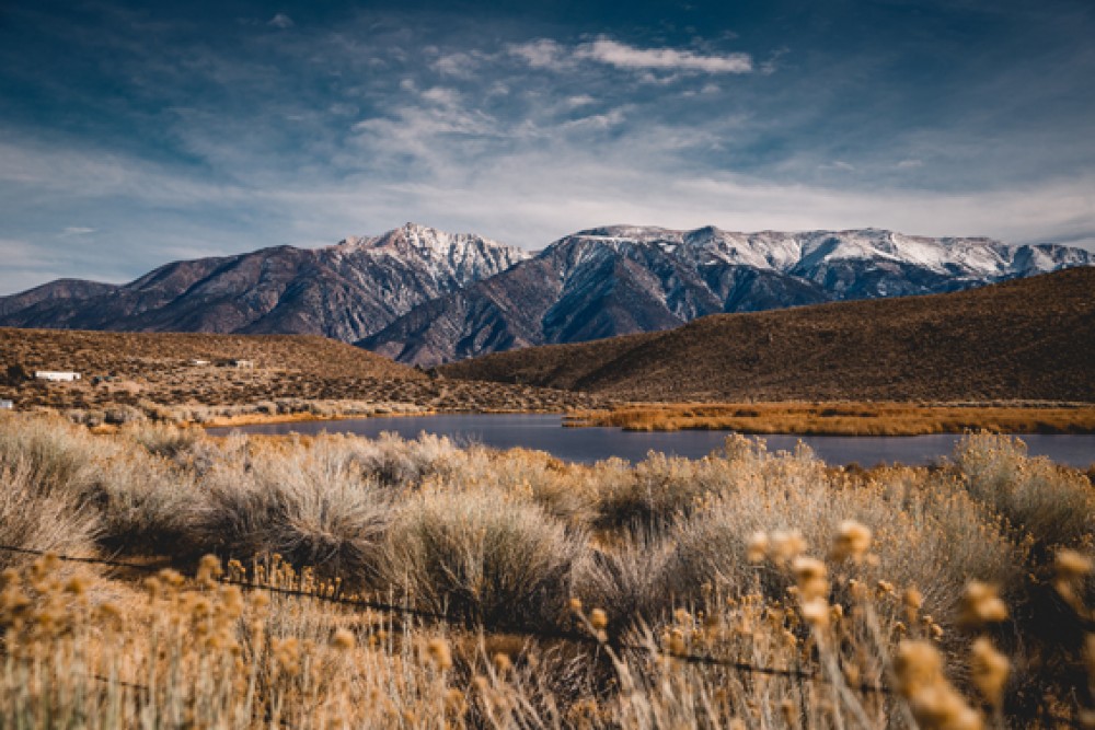 Jezioro i szlak gór Wyoming